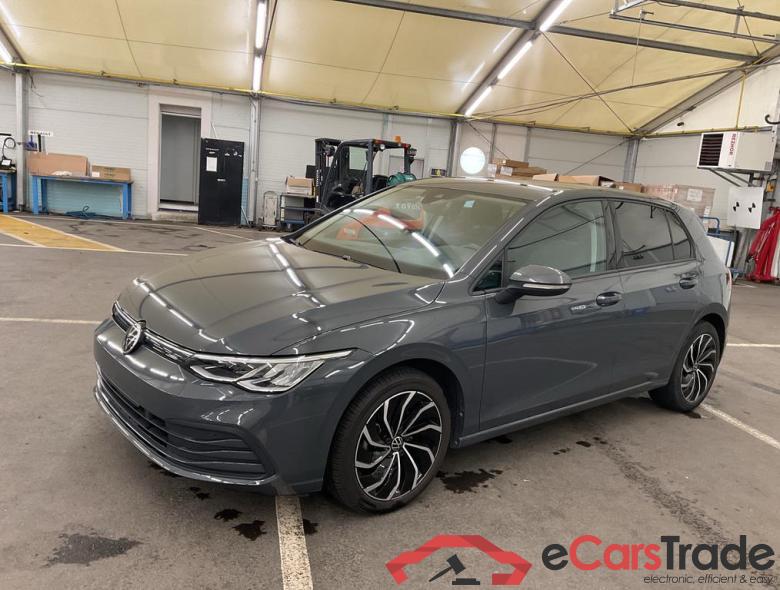 VOLKSWAGEN Golf VIII New Golf Life 1.0 TSI 81 kW (110 ch) 6 vitesses manuel #1