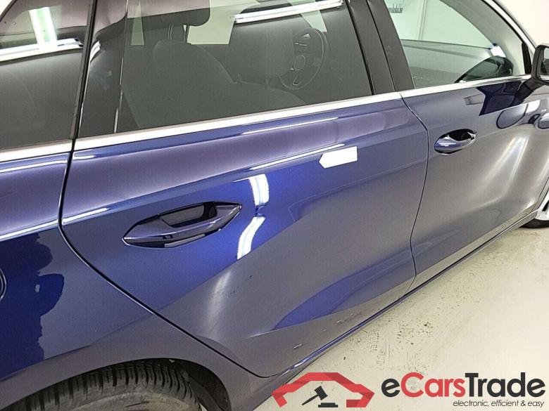AUDI A3 SPORTBACK 30 TDI ATTR. BSN. ED. S-TRONIC #4