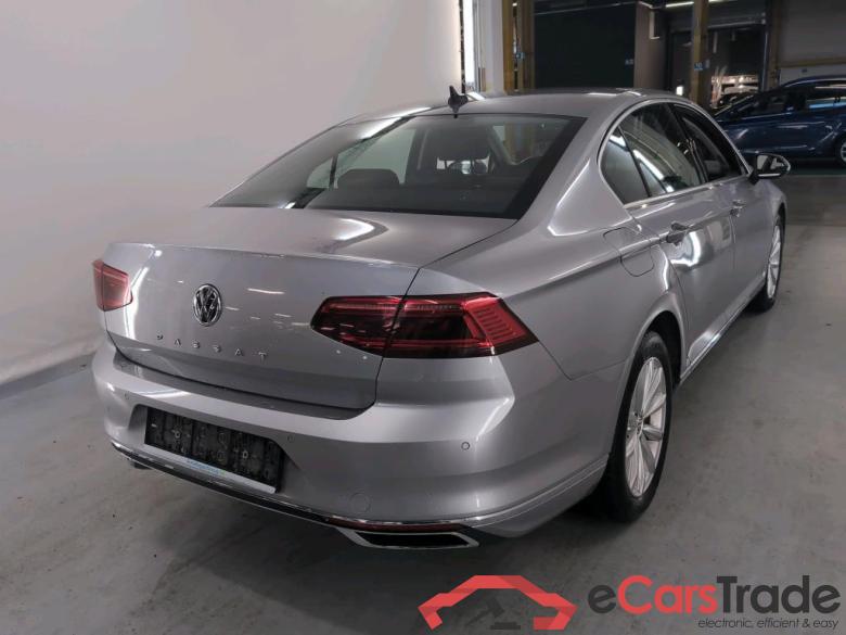 VOLKSWAGEN Passat 1.6 TDI ELEGANCE BUSINESS DSG #4