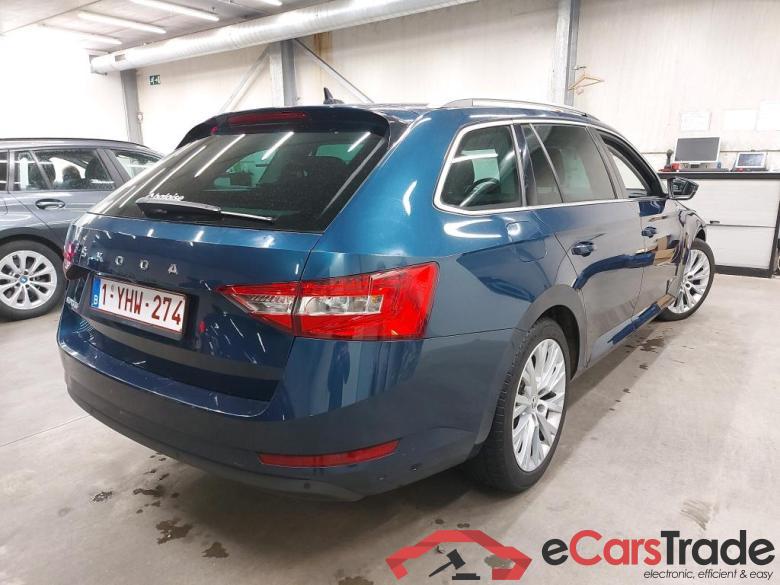 SKODA - SKO SUPERB COMBI CRTDI 120PK DSG7 Style Pack Corporate Plus #2