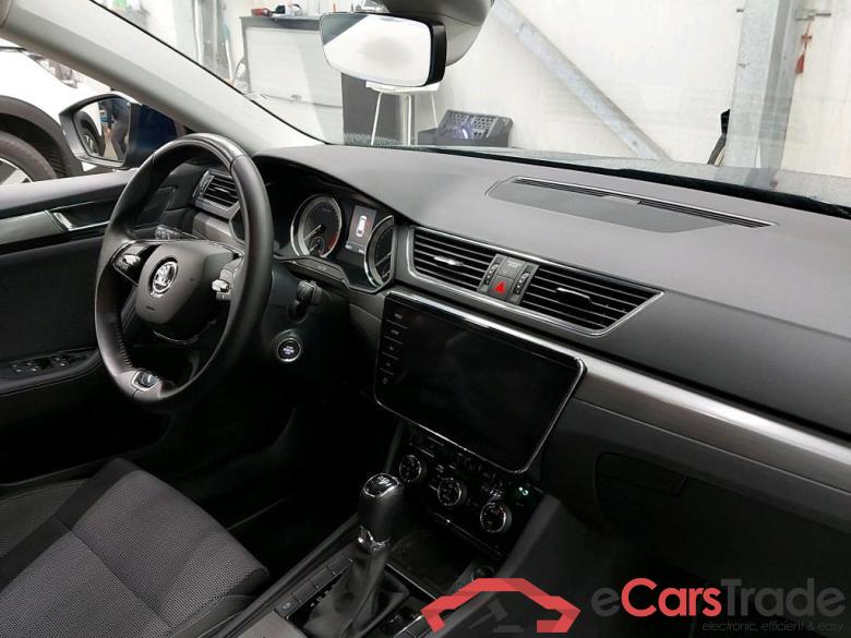 SKODA - SKO SUPERB COMBI CRTDI 120PK DSG7 Style Pack Corporate Plus #3