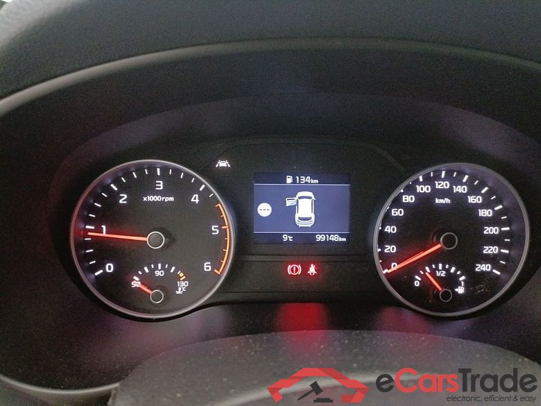 KIA Sportage Black Edition 1.6 CRDi 115 ISG 5d #6