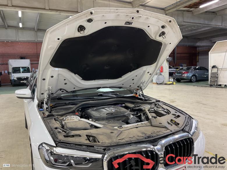 BMW 5 SERIES TOURING 2.0 520D 120KW TOURING AUTO #6