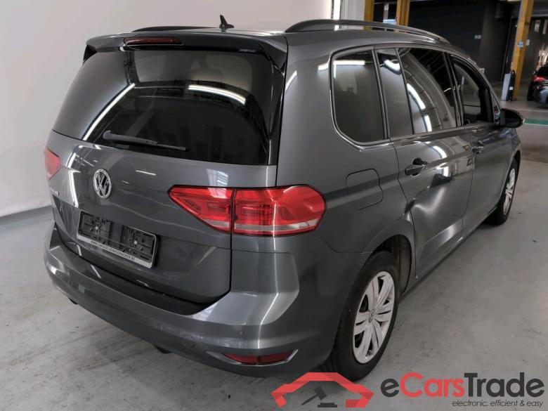 VOLKSWAGEN TOURAN - 2015 1.5 TSI ACT Trendline OPF DSG Business Plus #4