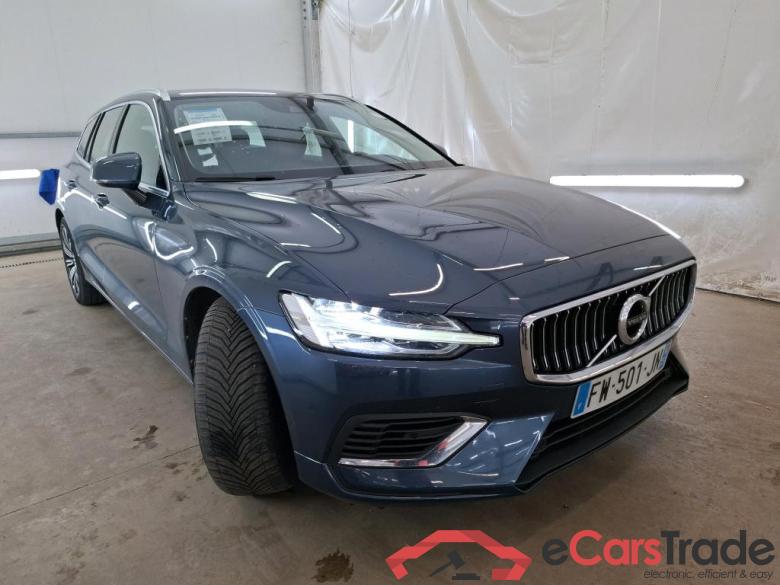 VOLVO V60 / 2018 / 5P / Break Recharge T6 340 GT 8 Business Executive #4