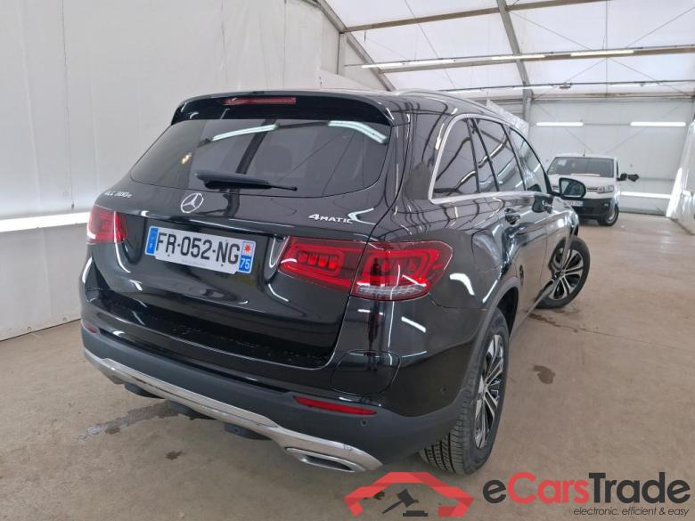 MERCEDES-BENZ GLC / 2019 / 5P / SUV GLC 300 e Business Line 4Matic #3
