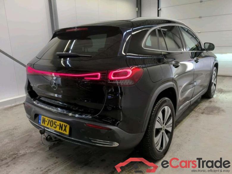 MERCEDES-BENZ EQA 250 Bns Sol. Lux #2