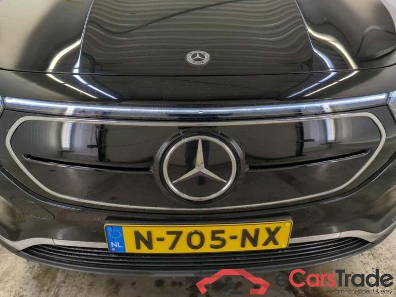 MERCEDES-BENZ EQA 250 Bns Sol. Lux #4