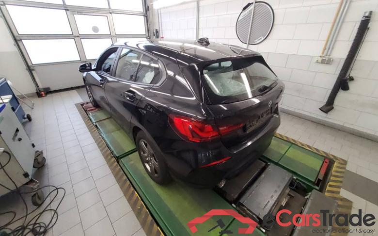 BMW 1 Limousine (F40)(2019->) DE - LimS5 118d EU6d, Advantage (EURO 6d), 2020 - 2024 #4