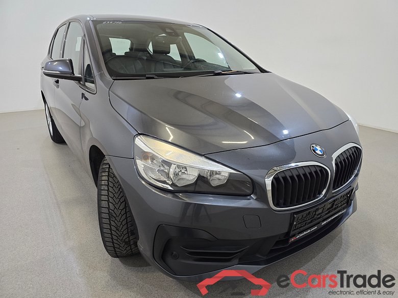 BMW 216d Active Tourer Navi Leather KeylessGo Klima PDC ... #3