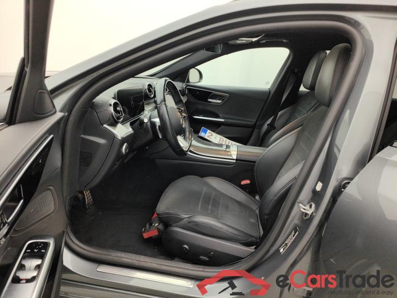 Mercedes-Benz C-Klasse Break C 300 e AMG Line 5d #3