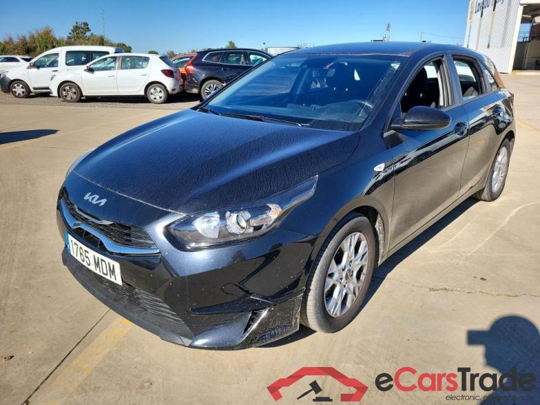 KIA Ceed / 2021 / 5P / berlina con portón 1.0 T-GDi 74kW (100CV) Concept #1