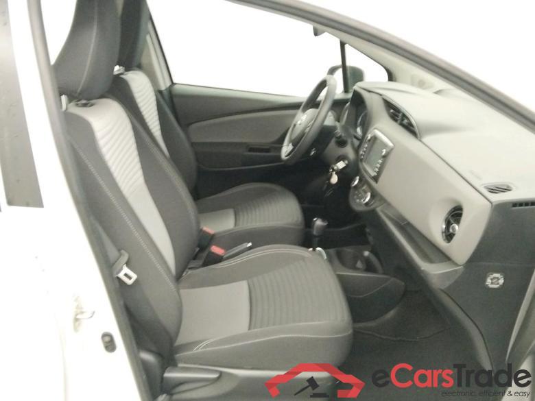 TOYOTA Yaris / 2017 / 5P / berlina con portón 1.5 100H Active #6