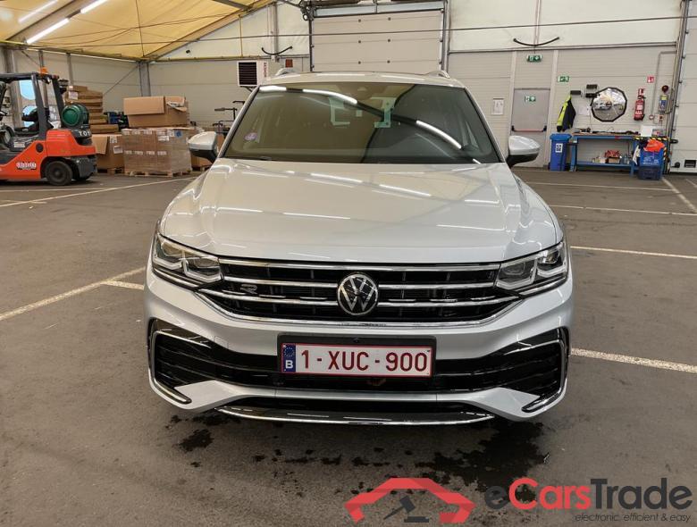 VOLKSWAGEN Tiguan Tiguan R-Line Business Premium 1.5 TSI 110 kW (150 ch) 7 vitesses DSG #3