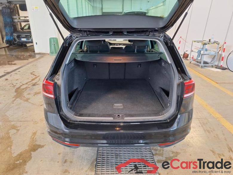 VOLKSWAGEN PASSAT / 2019 / 5P / STATION WAGON VAR. 2.0TDI SCR EVO 110KW BUSINESS DSG #5