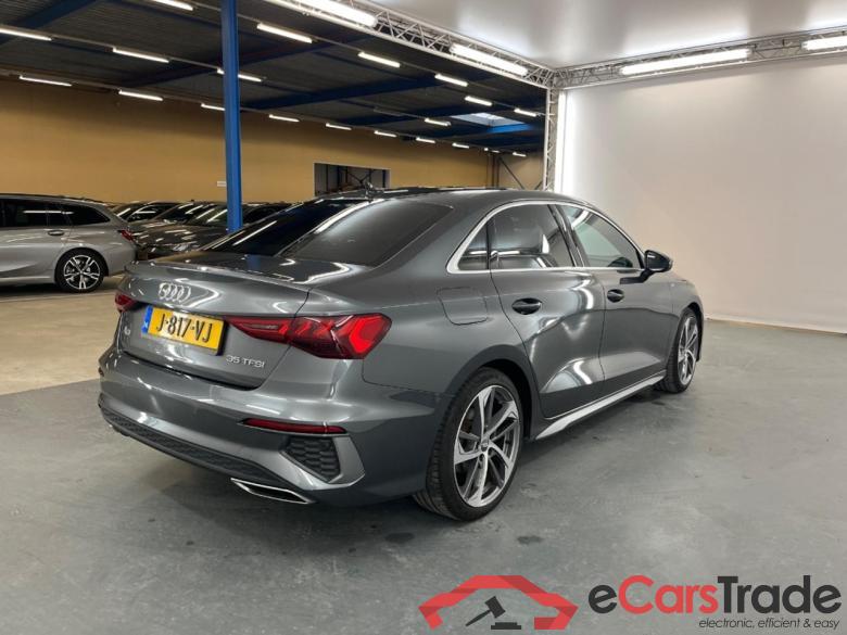 AUDI A3 Limousine 35 TFSI S edition #4