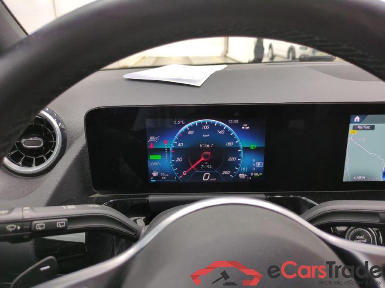 MERCEDES-BENZ GLA / 2020 / 5P / SUV 1.3 GLA 250 e BUSINESS LINE DCT #6