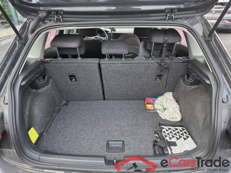 VOLKSWAGEN Polo Polo Trendline 1.0 59 kW (80 ch) 5 vitesses manuel #4