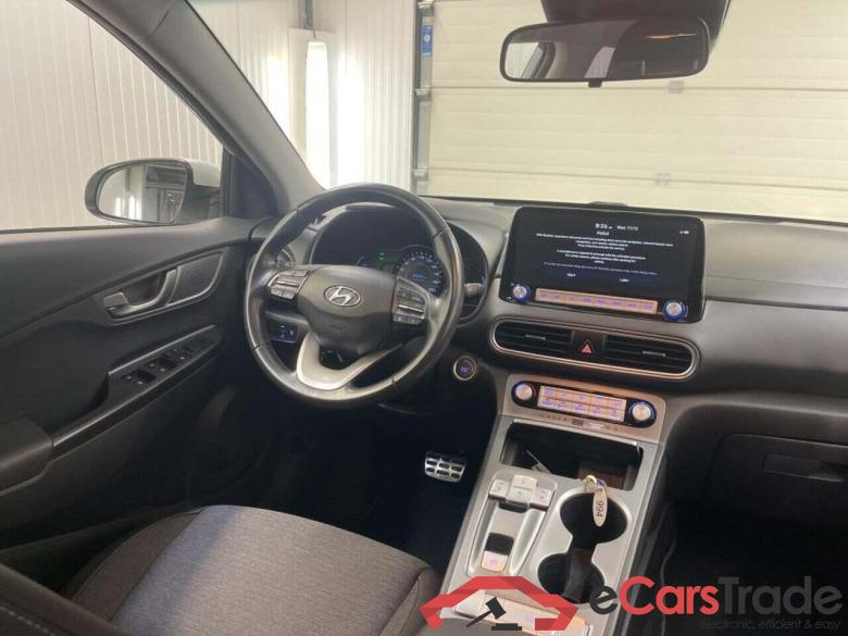 HYUNDAI Kona EV Comfort 64 kWh #3