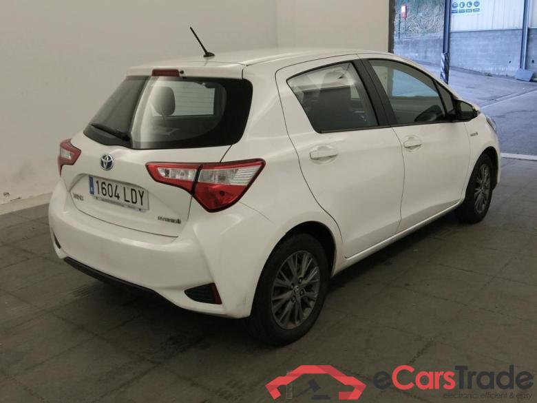 TOYOTA Yaris / 2017 / 5P / berlina con portón 1.5 100H Active #2