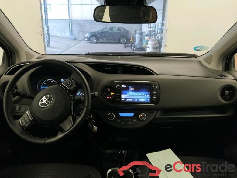 TOYOTA Yaris / 2017 / 5P / berlina con portón 1.5 100H Active #3