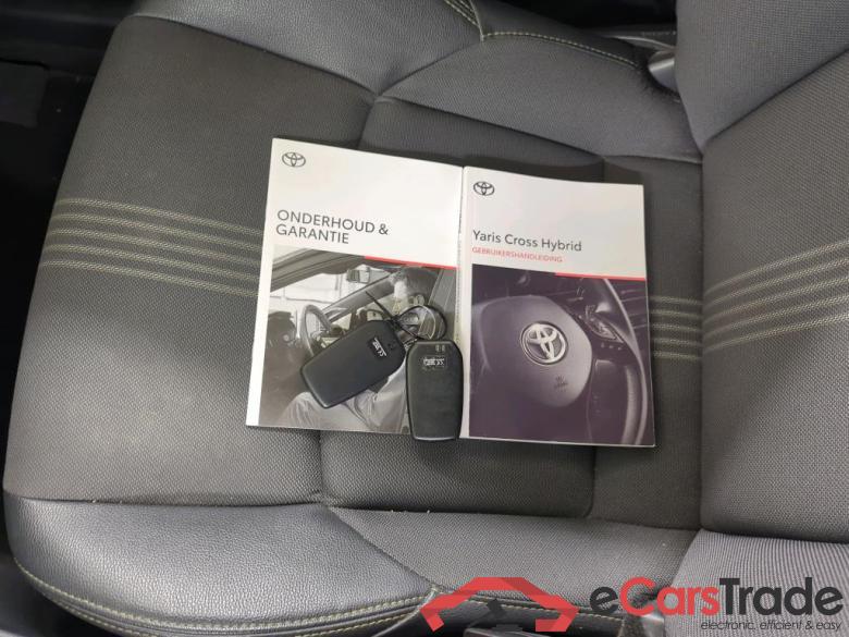 Toyota Yaris Cross 1.5 Hybrid Adventure Automaat 5d #4