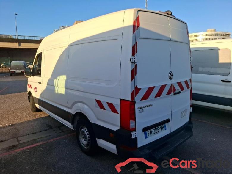 Crafter Fourgon Fourgon 35 mittlerer Radstand mit Hochdach FWD 2.0 140CV BVM6 #2