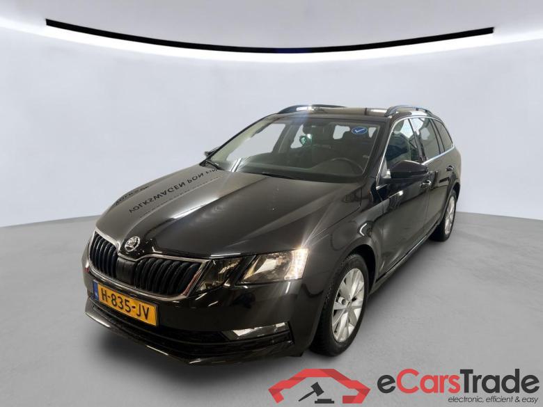 SKODA Octavia Combi 85 kW #1