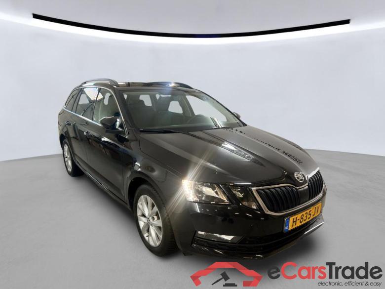 SKODA Octavia Combi 85 kW #4