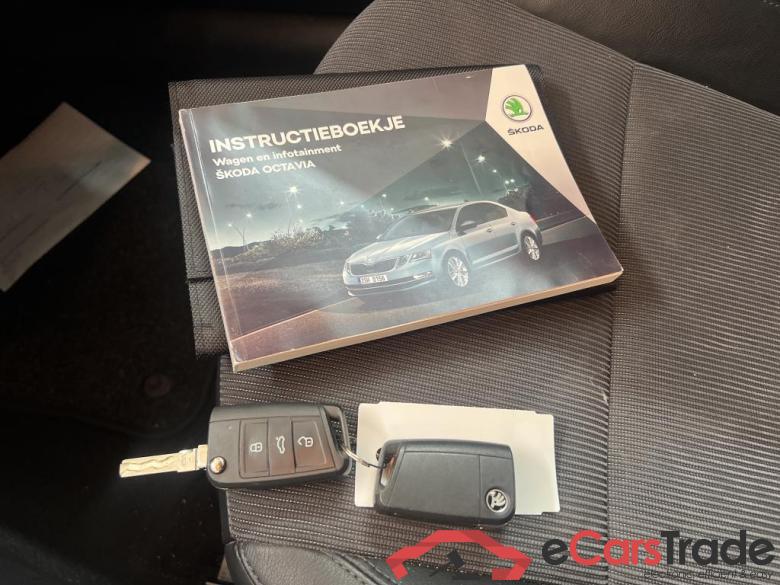 SKODA Octavia Combi 85 kW #6