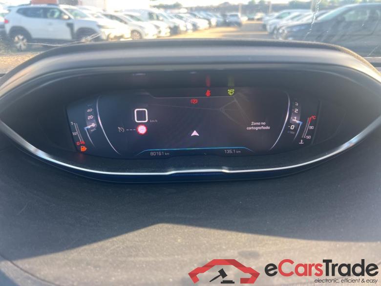 PEUGEOT 3008 / 2020 / 5P / todoterreno 1.5 BlueHDi 96kW (130CV) S&S Active Pack #4