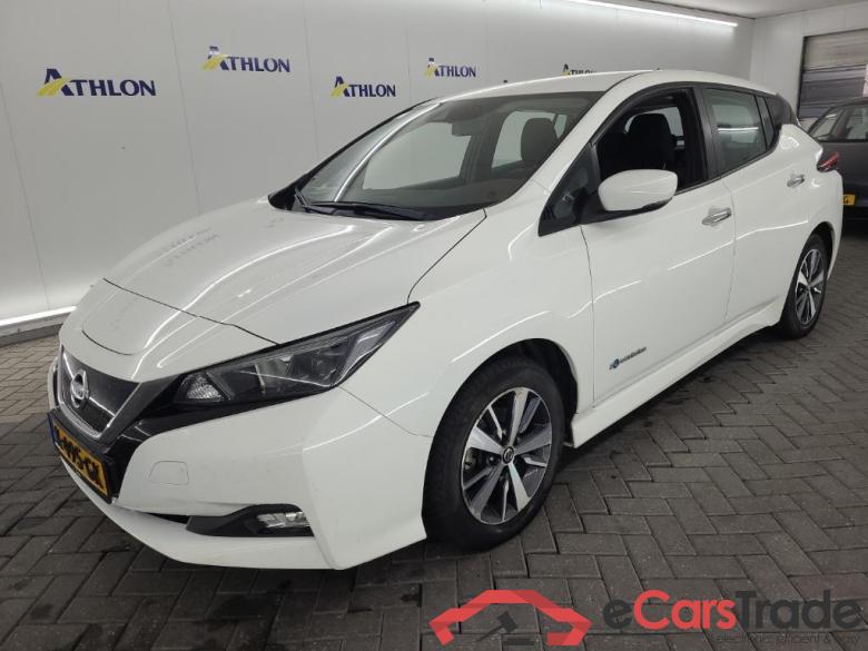 NISSAN LEAF ACENTA 40kWh 5D #1