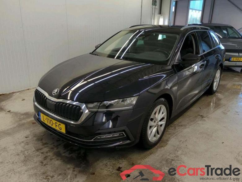 SKODA Octavia Combi 1.0 TSI Bns Edition #1
