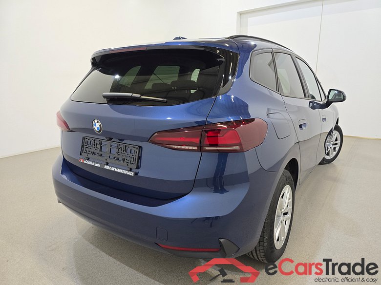 BMW 218d Active Tourer Travel Aut. Pano LED LC-Pro Navi KeylessGo Camera Klima PDC ... #4