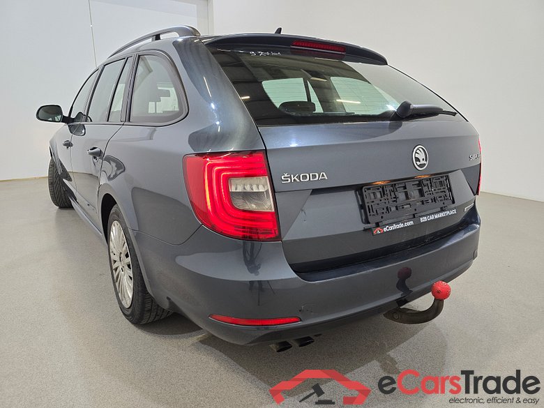 Skoda Superb Combi 1.6TDI Active Navi Klima PDC ... #6