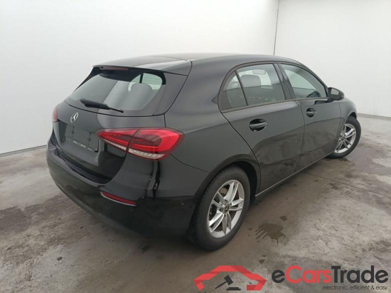 Mercedes-Benz A-Klasse A 180 d Business Solution Aut. 5d #2