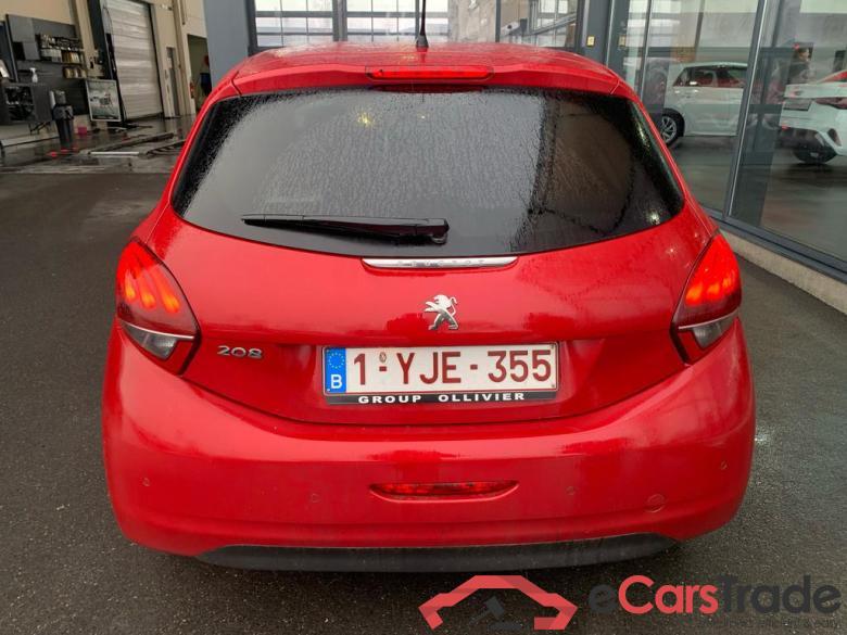 PEUGEOT 208 1.2i PureTech Style #5