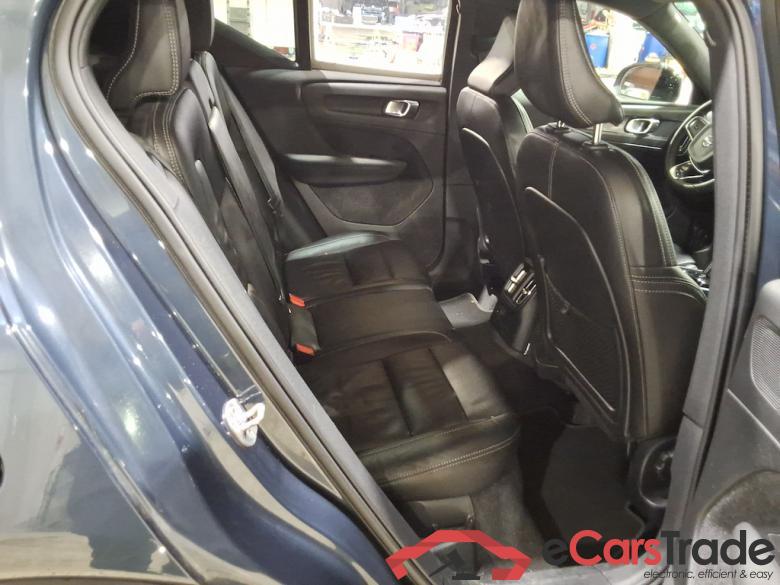 VOLVO XC40 1.5 T4 PHEV R-DESIGN DCT #5