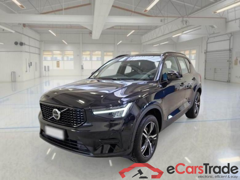 VOLVO XC40 / 2021 / 5P / SUV B3 AUTOMATICO PLUS DARK