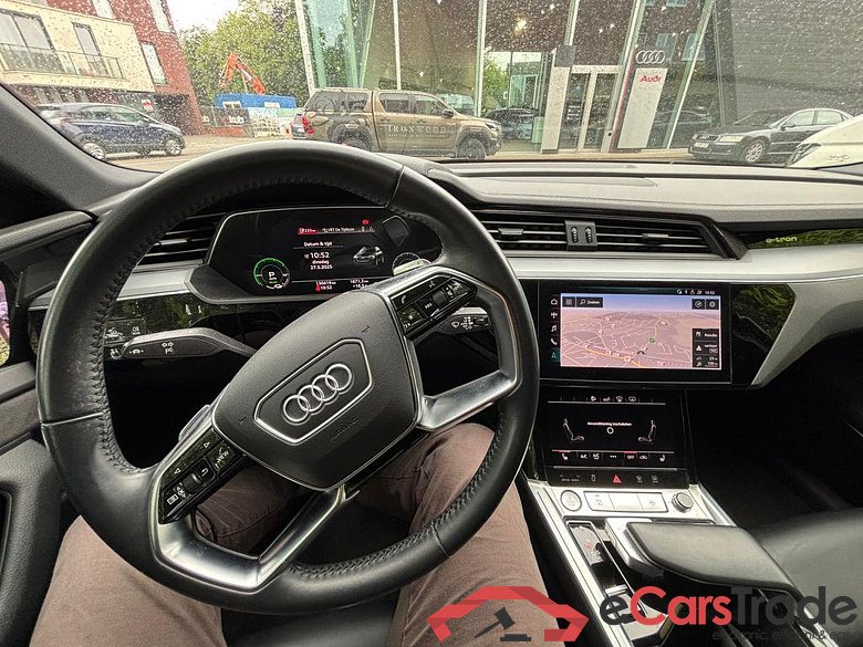 Audi E-tron 55 Quattro Advanced Aut. Pano Virtual Mirrors LED-Matrix Virtual Head-Up Navi-Pro Leather KeylessGo Camera Klima PDC ... #4