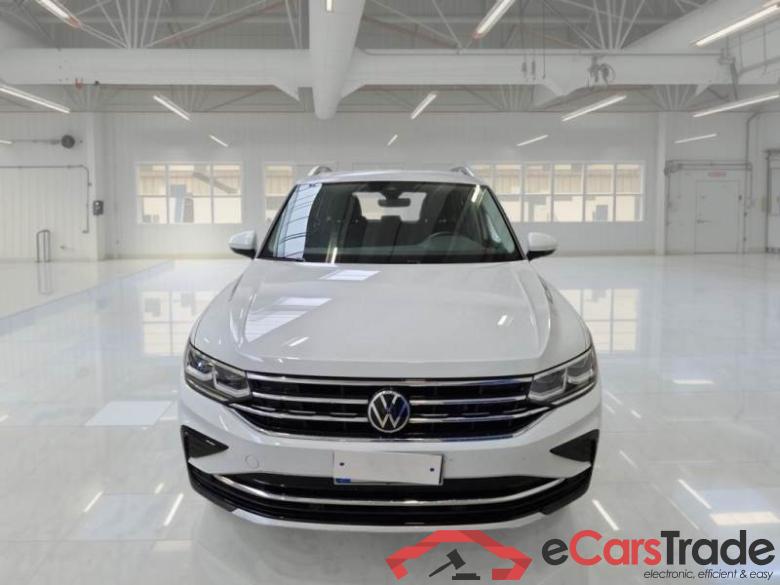 VOLKSWAGEN TIGUAN / 2020 / 5P / SUV 1.5 TSI ACT ELEGANCE DSG #6