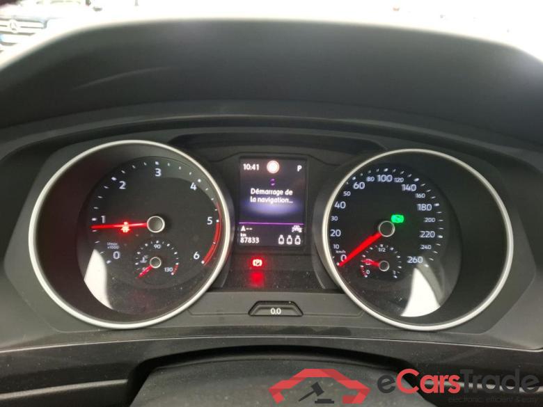 VOLKSWAGEN Tiguan / 2020 / 5P / SUV 2.0 TDI 150 DSG7 Life Business #6