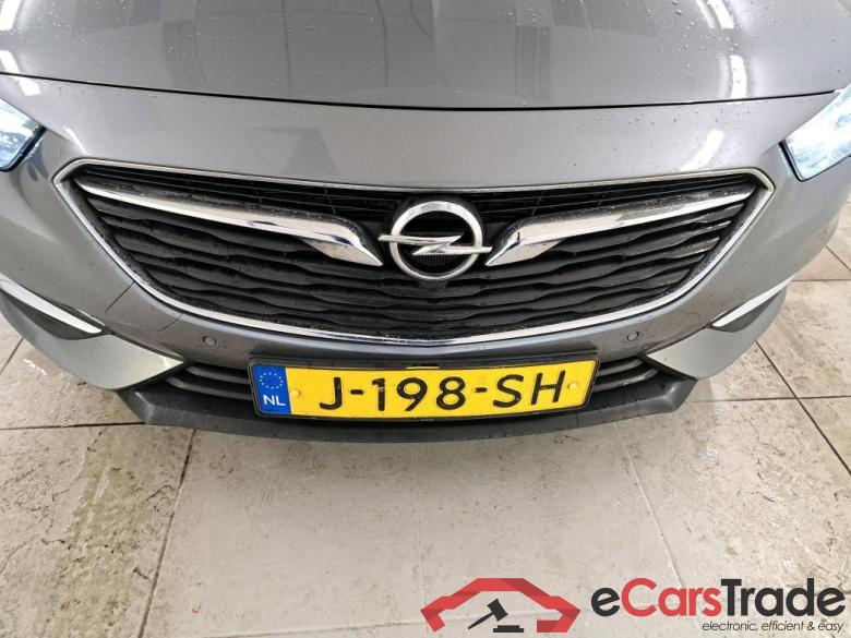 Opel Insignia Sports Tourer 1.5 Turbo 121kW S&S Business Executive 5d #5