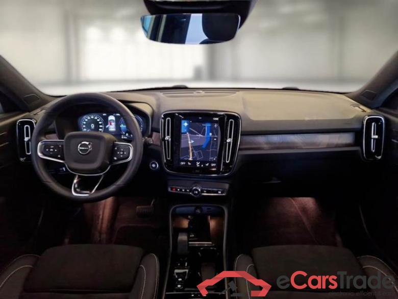 VOLVO XC40 / 2021 / 5P / SUV T4 RECHARGE PLUG-IN AUTO ULTIMATE BRIGHT #3