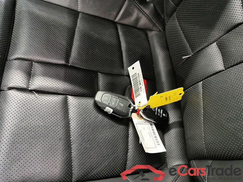 DS DS7 CROSSBACK 1.6 E-TENSE 200 4x4 Louvre (EU6.3) 5d #4