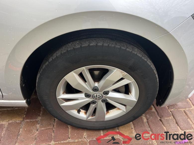 VOLKSWAGEN POLO 70 kW #6