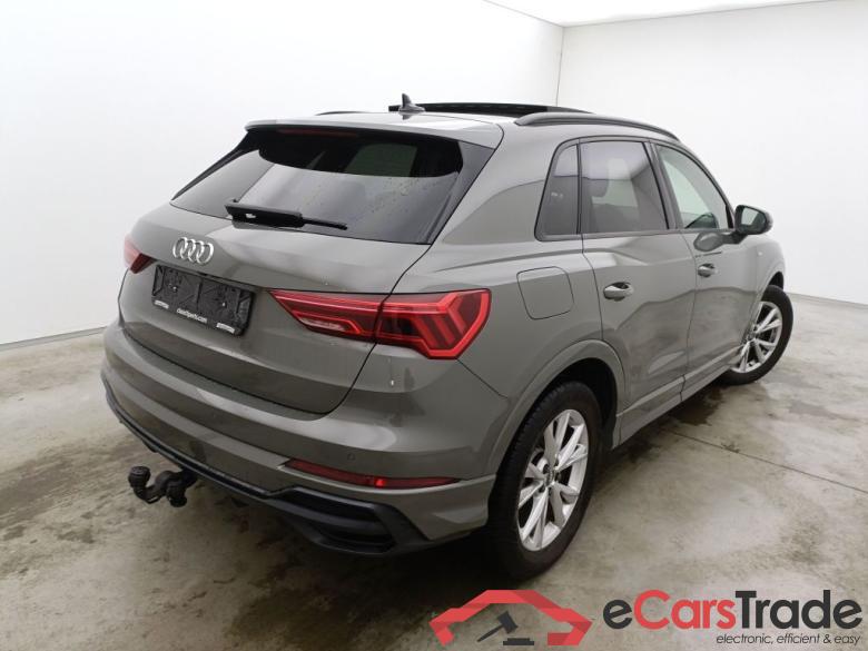 Audi Q3 35 TDI S tronic S line Business Edition 5d #2