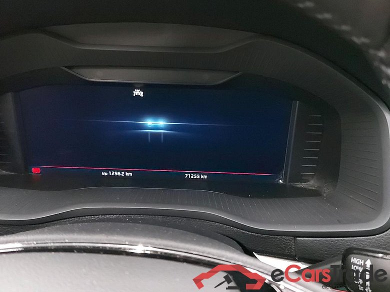 SKODA - SKO KAROQ CRTDI 115PK Clever With Electric Trailer Hook #5