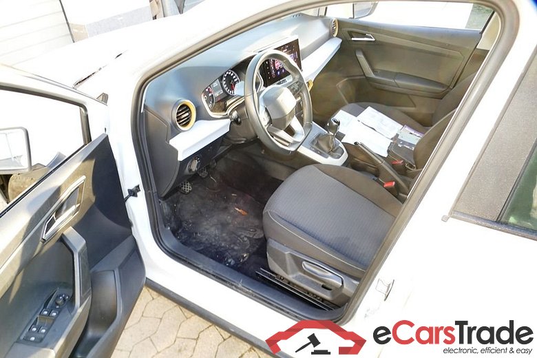 Arona Style 1.0 TSI 81KW MT6 E6d #4