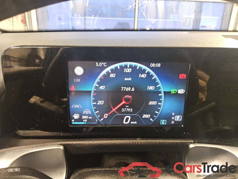 Mercedes-Benz GLB (BM 247)(07.2019->) DE - SUV5 GLB 180 EU6d, Style (EURO 6d), 2020 - 2023 #6